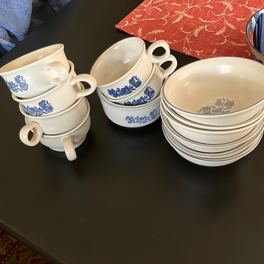 Classic Cream and Blue Floral Dinnerware Set make a offer can’t offend me